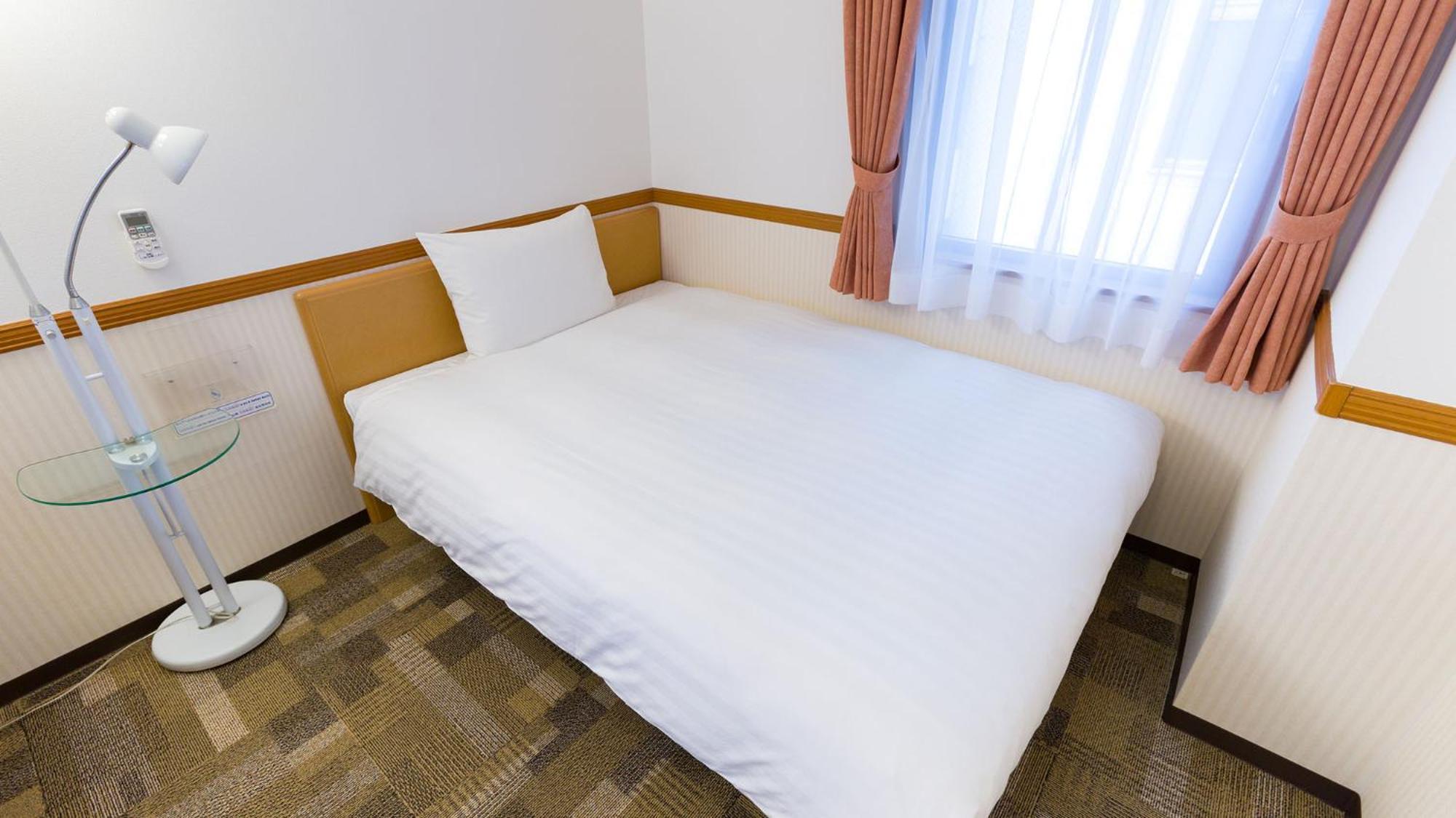 Toyoko Inn Nishitetsu Kurume Eki Higashi Guchi Habitación foto