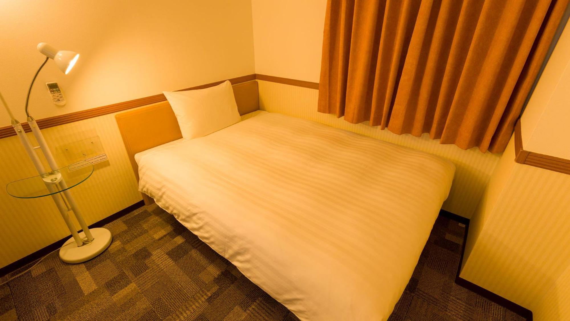 Toyoko Inn Nishitetsu Kurume Eki Higashi Guchi Habitación foto