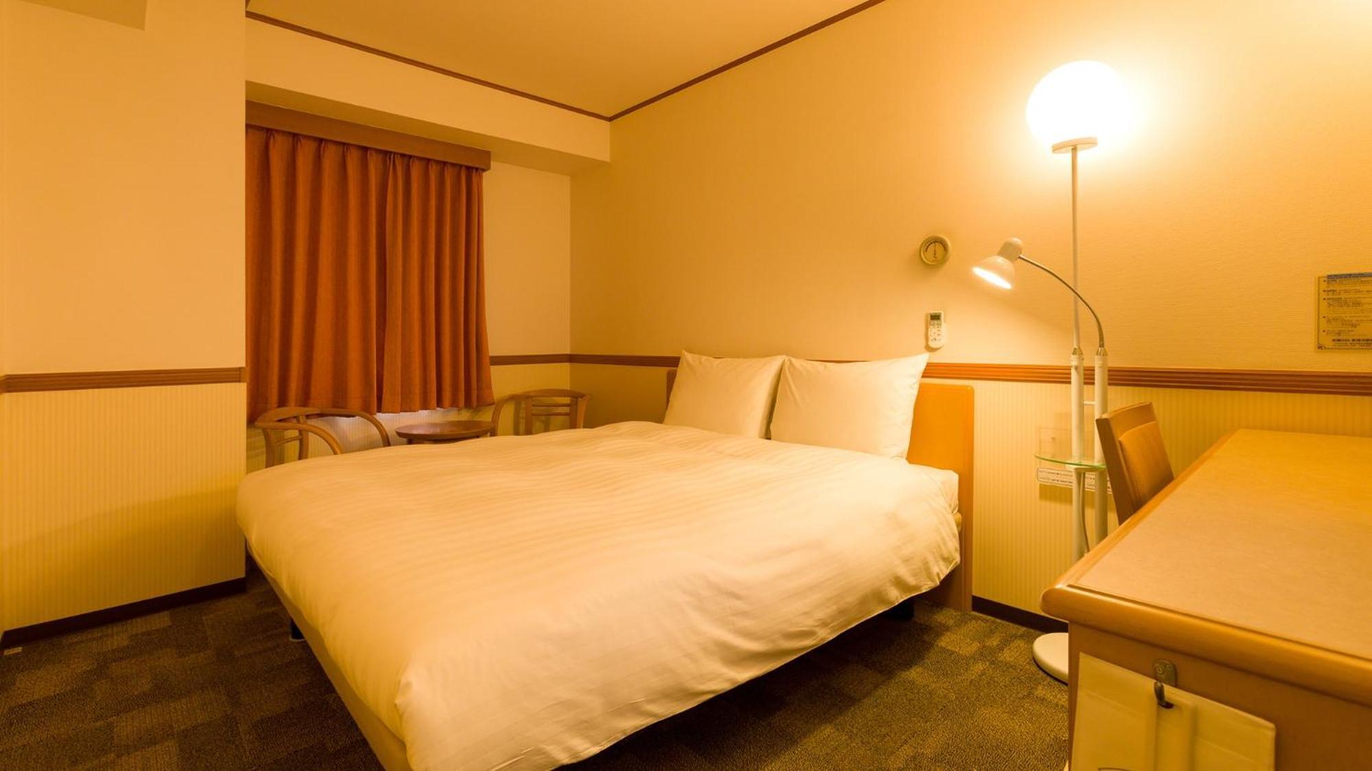 Toyoko Inn Nishitetsu Kurume Eki Higashi Guchi Habitación foto