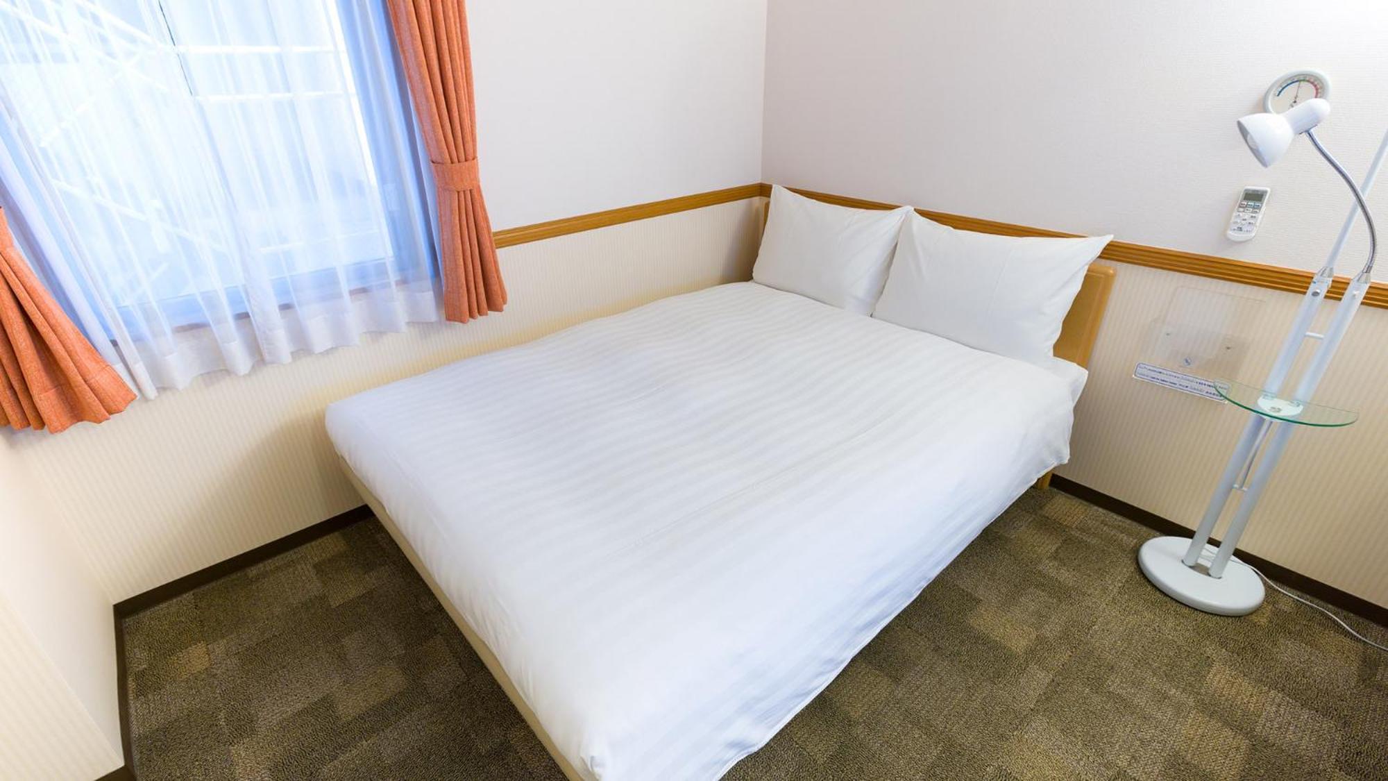 Toyoko Inn Nishitetsu Kurume Eki Higashi Guchi Habitación foto