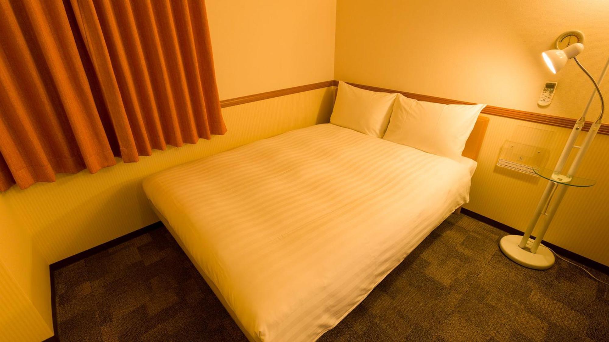 Toyoko Inn Nishitetsu Kurume Eki Higashi Guchi Habitación foto